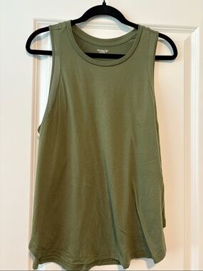 Women’s Old Navy Active Olive Green Tank Top size XL